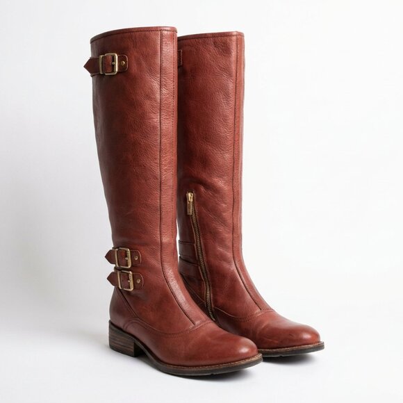 Boots - Picture 3 of 5